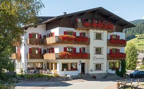 Hotel Dolomiten